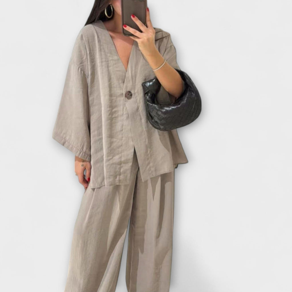 Aurora - Entspanntes V-Ausschnitt Top mit passender Hose