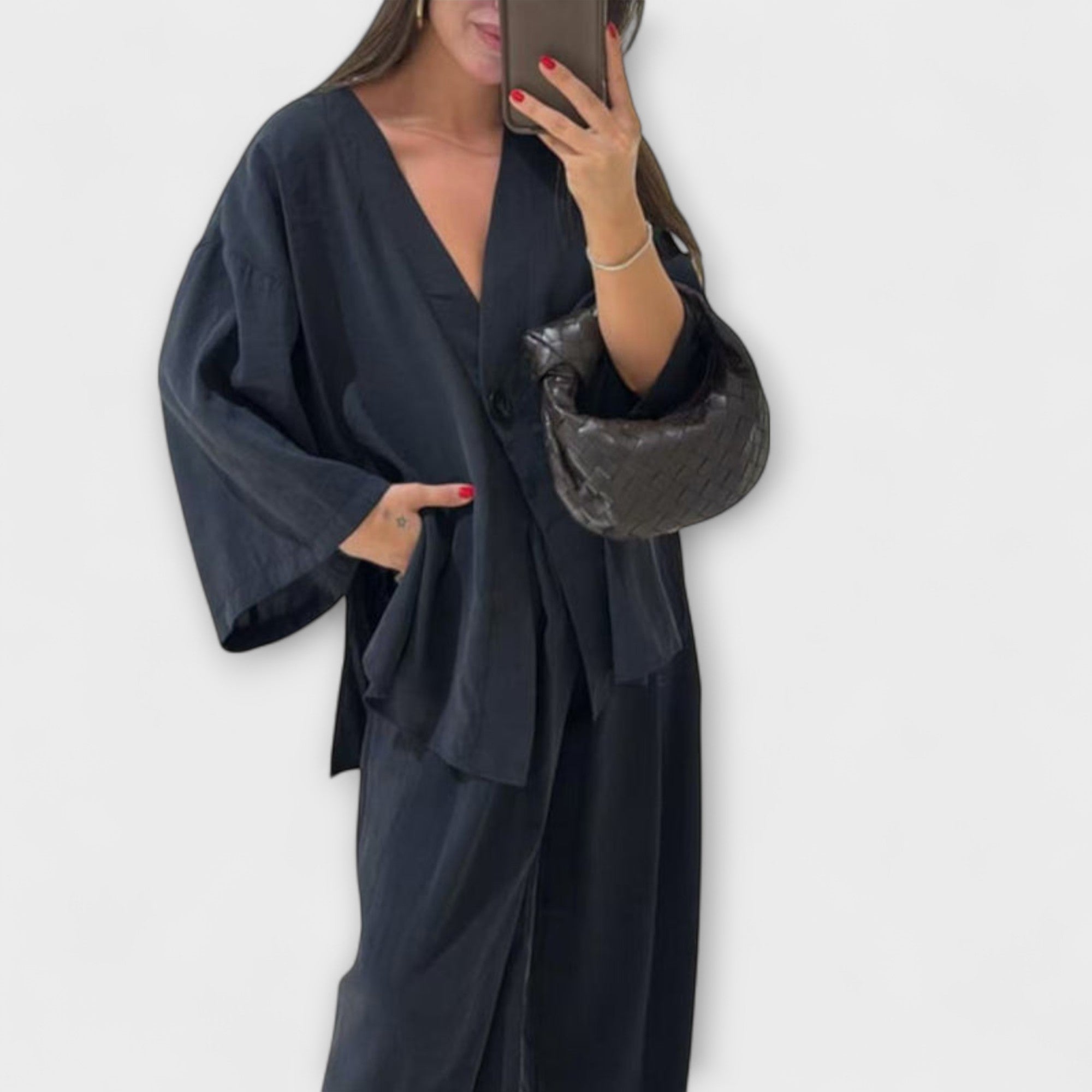 Aurora - Entspanntes V-Ausschnitt Top mit passender Hose