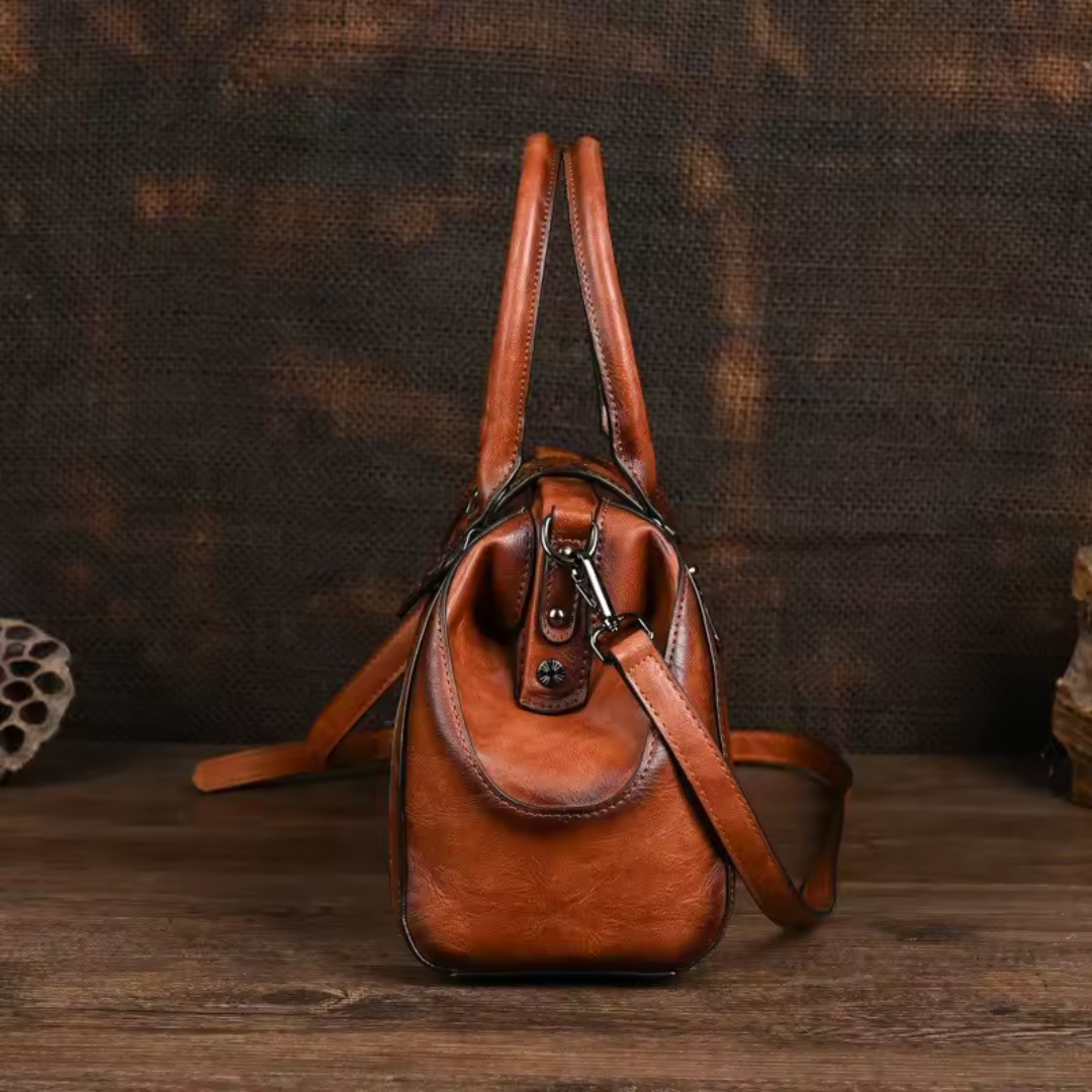 Florina - Lederhandtasche mit Gravur und floralem Design
