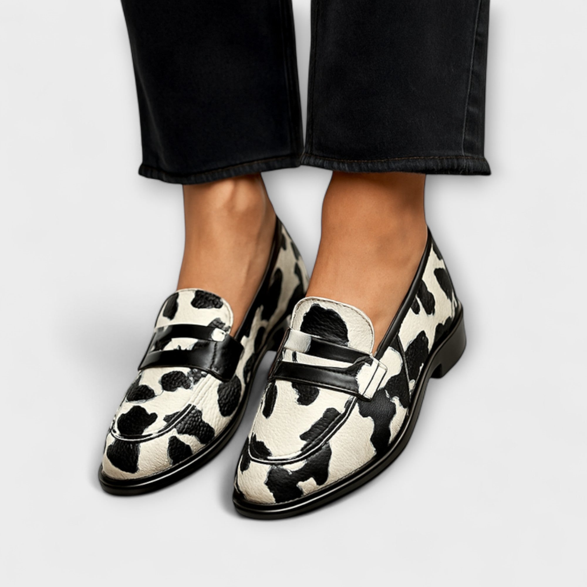 Victoria | Bold Statement Slipper