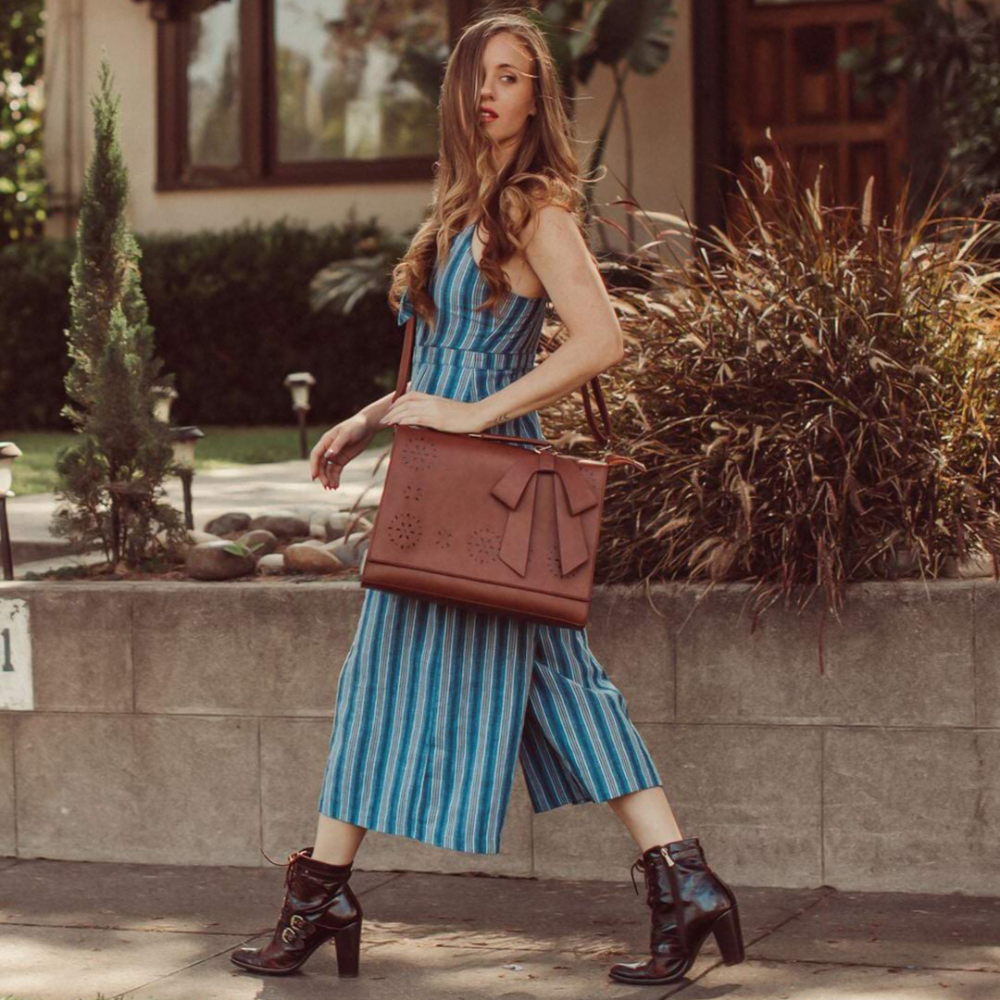 Bernadette – Umhängetasche mit Schleifen-Design