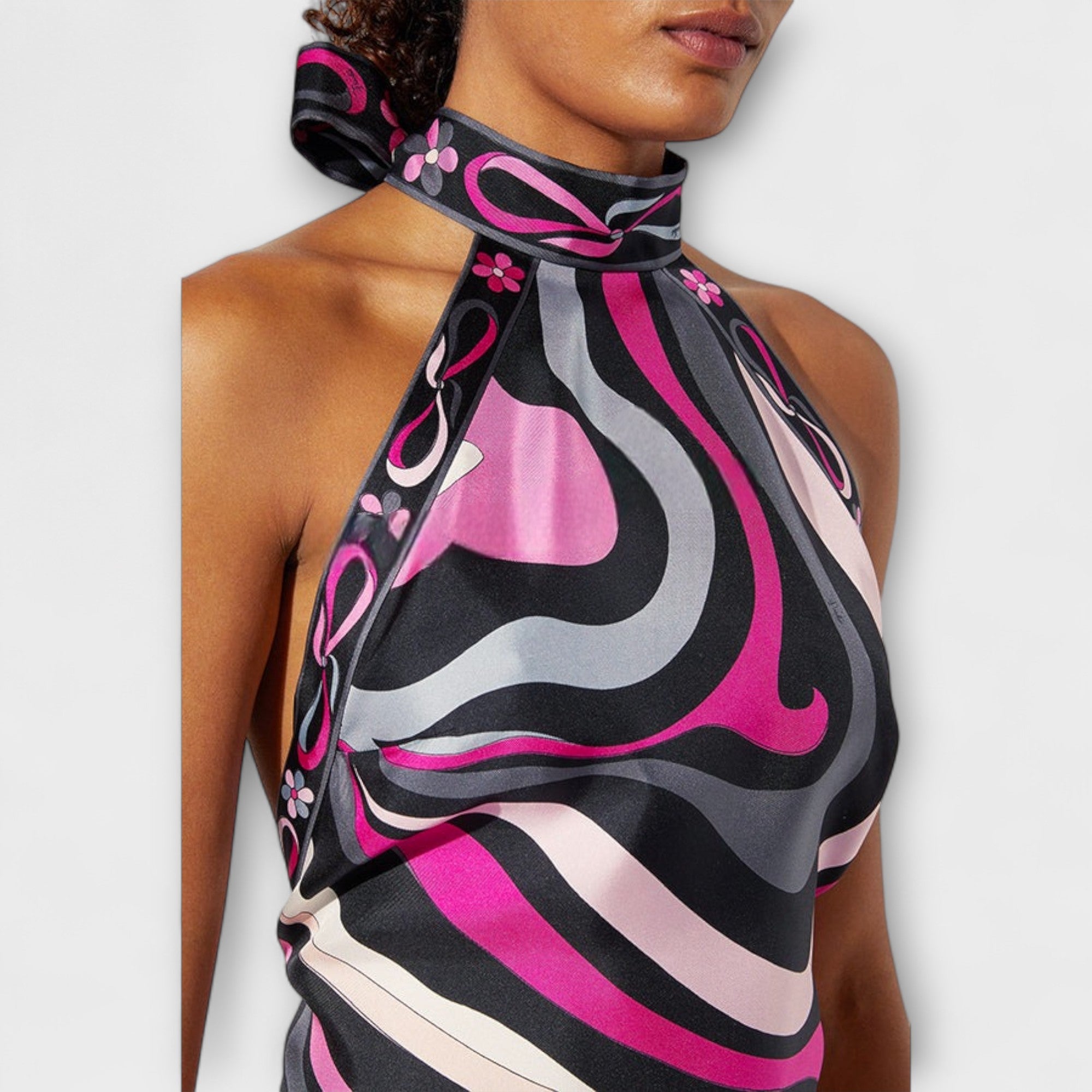 Everly - Set mit Neckholder-Top und asymmetrischem Midi-Rock