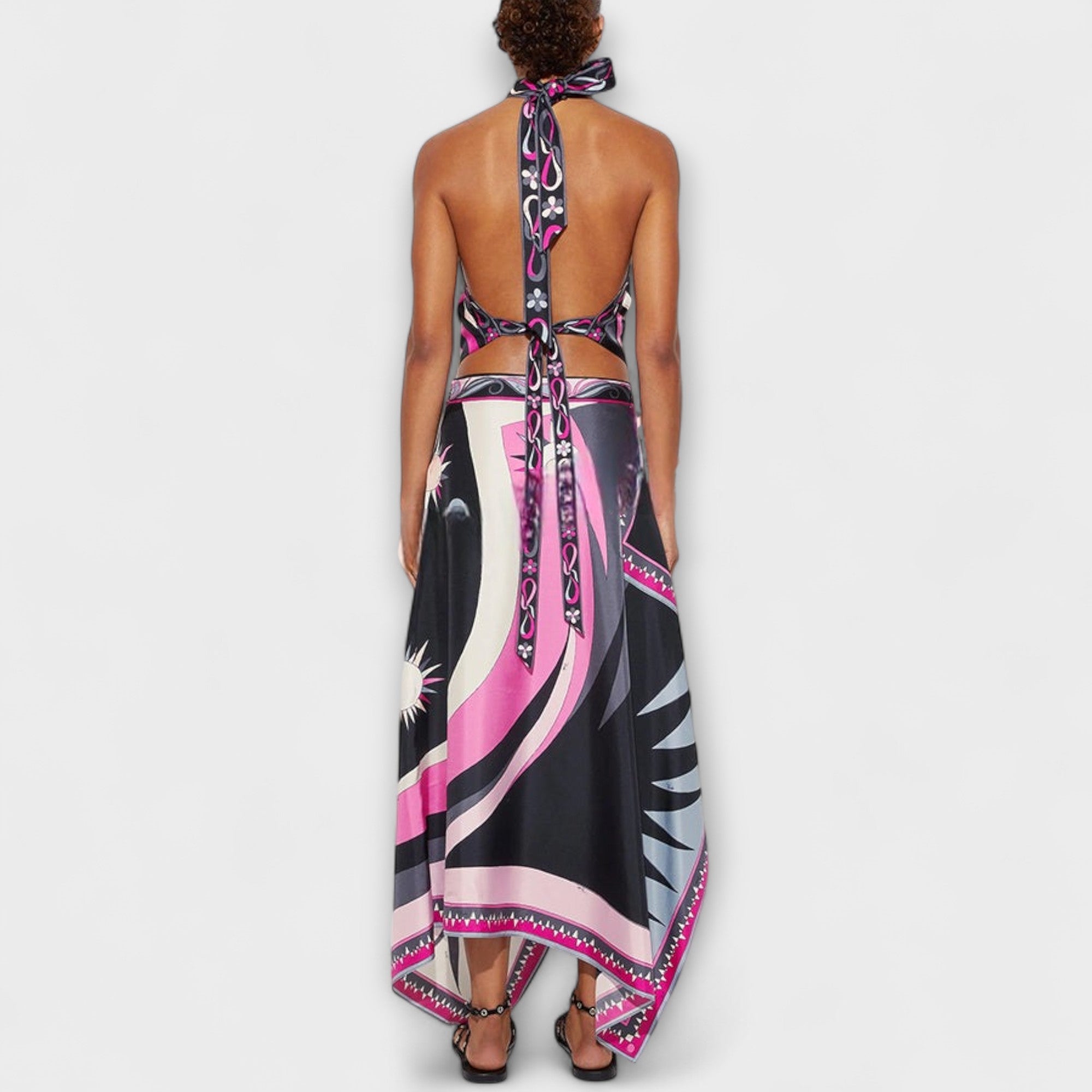 Everly - Set mit Neckholder-Top und asymmetrischem Midi-Rock